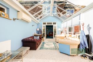 Photo 19- click for photo gallery